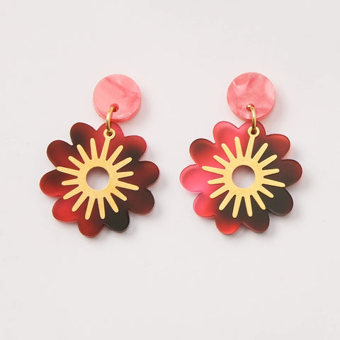 Martha Jean Doris Flower Earrings - Tortoise Pink