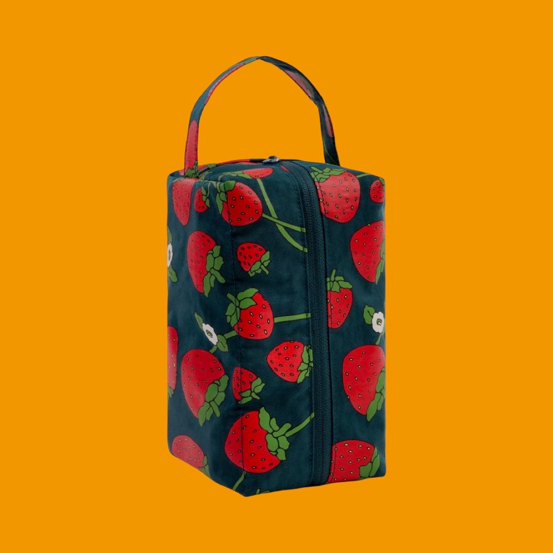 Baggu Dopp Kit - Strawberry Blossom