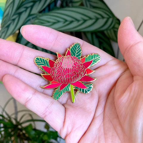 Missy Minzy Waratah Pin