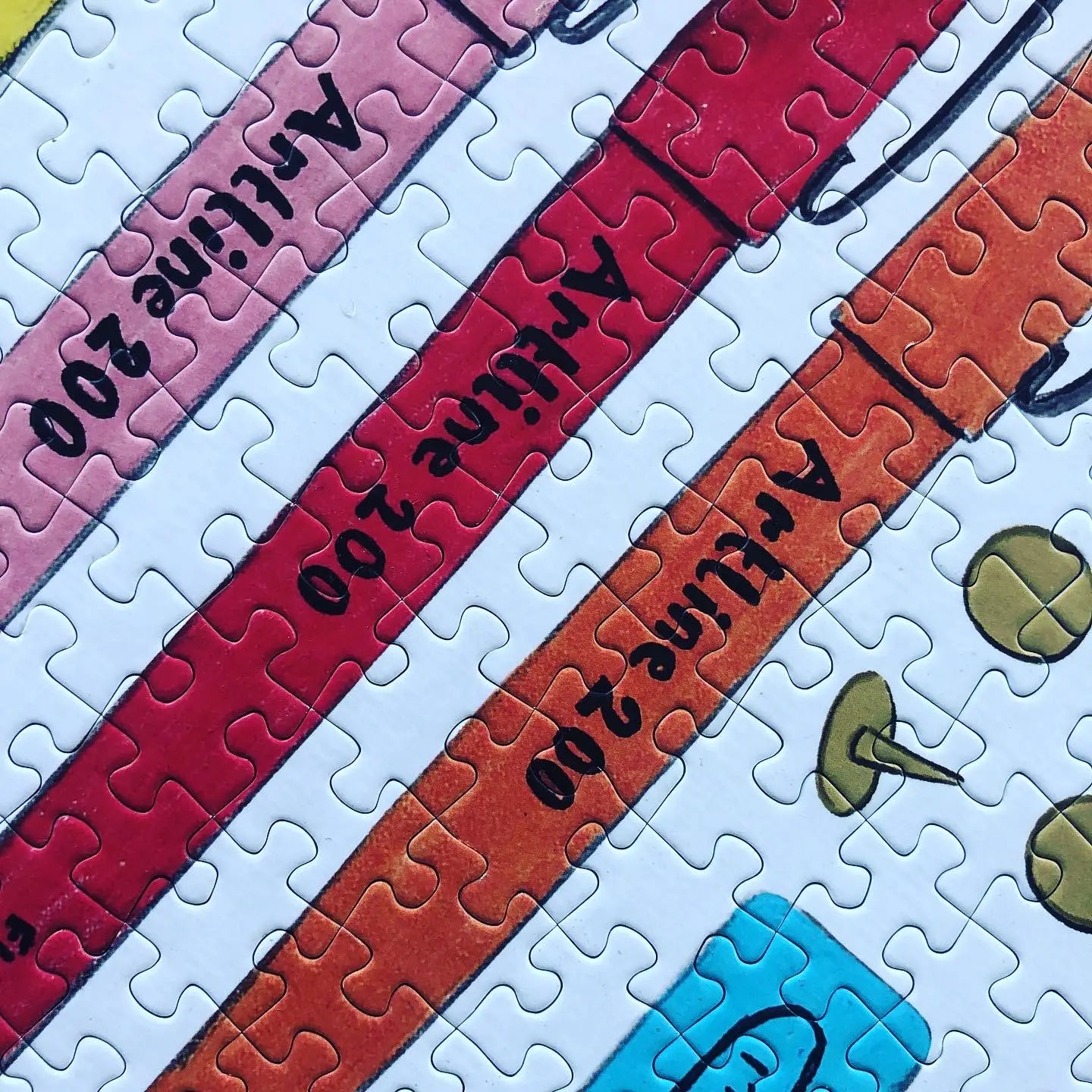 Happily Puzzles Stationery 1000 Piece Jigsaw Puzzle