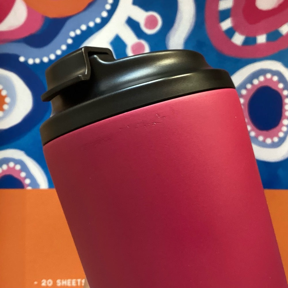 IMPERFECT: Fressko Grande Reusable Coffee Cup - 16oz in Rouge