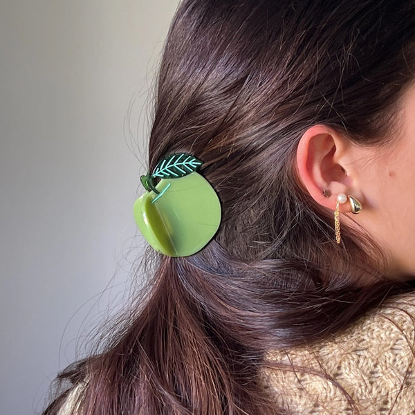 Jenny Lemons Midi Apple Hair Claw