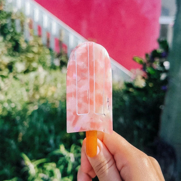 Jenny Lemons Strawberry Cream Paleta Hair Claw
