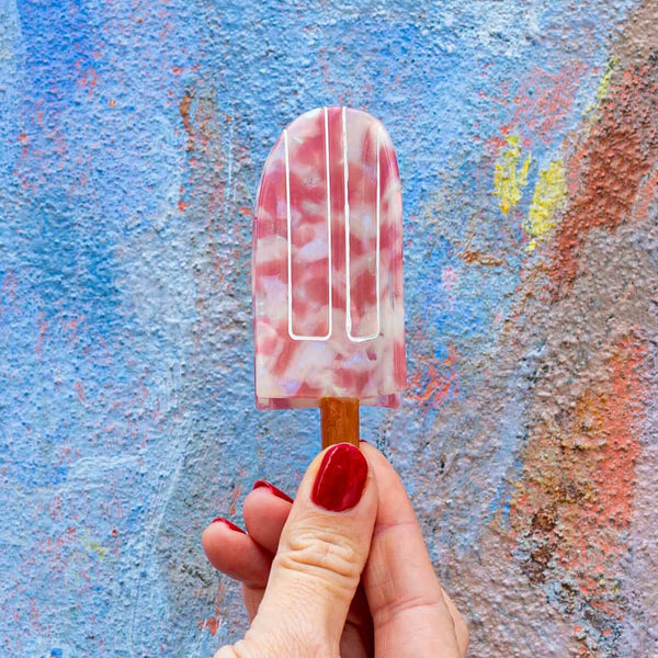 Jenny Lemons Strawberry Cream Paleta Hair Claw