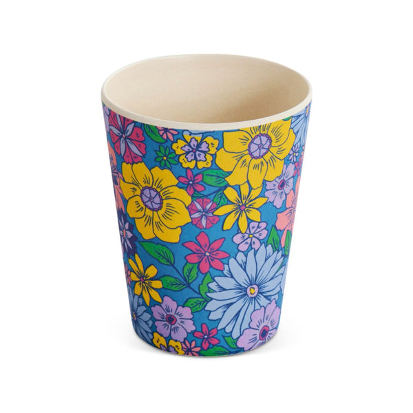 One of the two cups in this Kip & Co Bunch of Fun Cup 2P Set