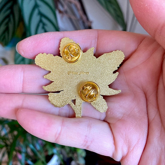 Missy Minzy Waratah Pin