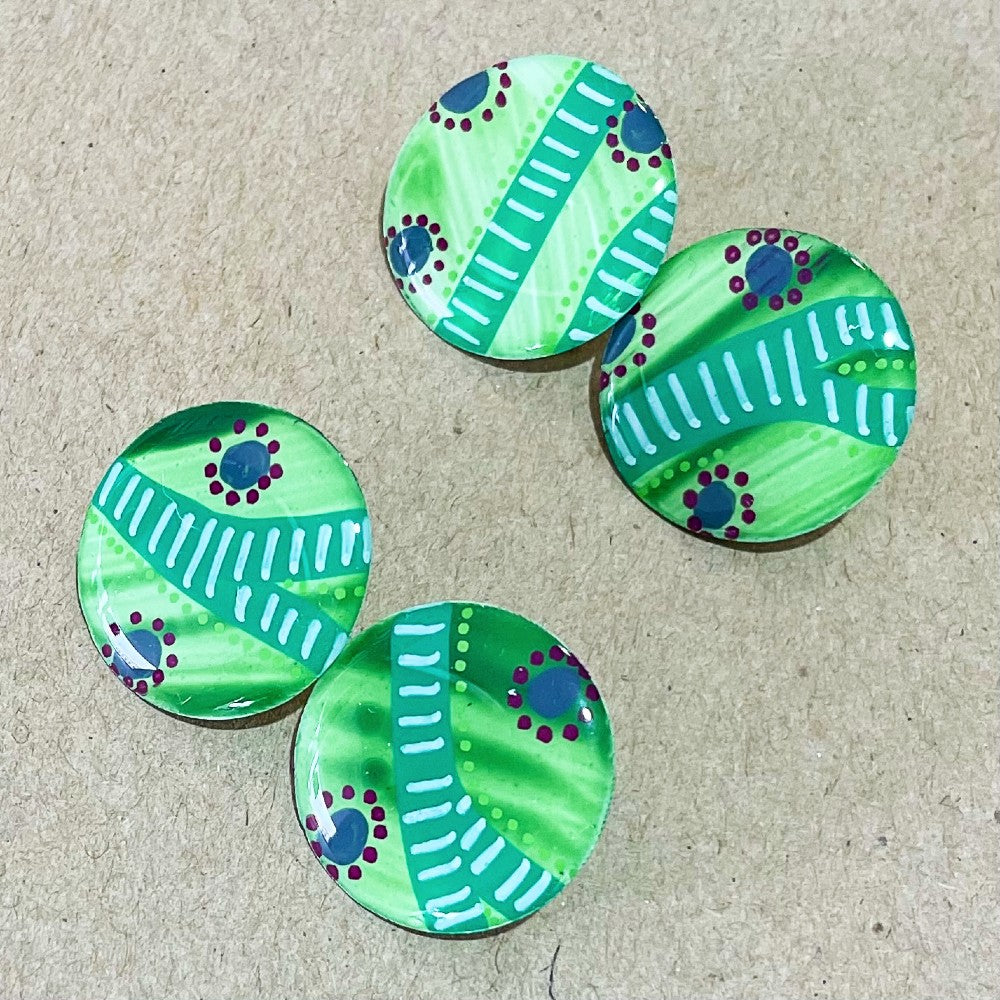 Pia Designs Cutting Through Studs - Green
