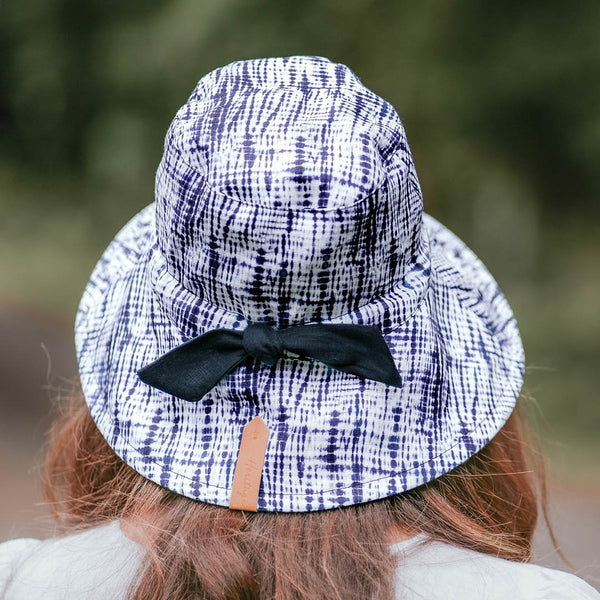 Bedhead Vacationer Reversible Adult Sun Hat - Shibori / Indigo